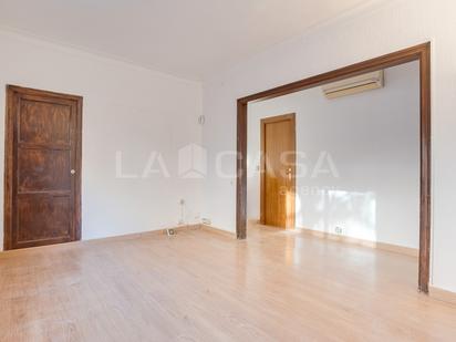 Bedroom of Flat for sale in  Barcelona Capital