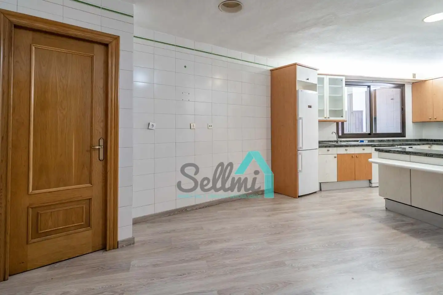 Cocina de Piso en venta en Oviedo  con Calefacción, Parquet y Terraza