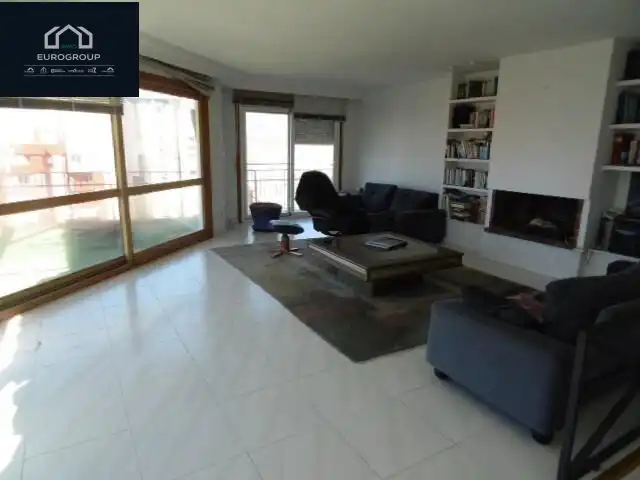 Sala d'estar de Casa o xalet de lloguer en Benidorm amb Aire condicionat, Calefacció i Jardí privat