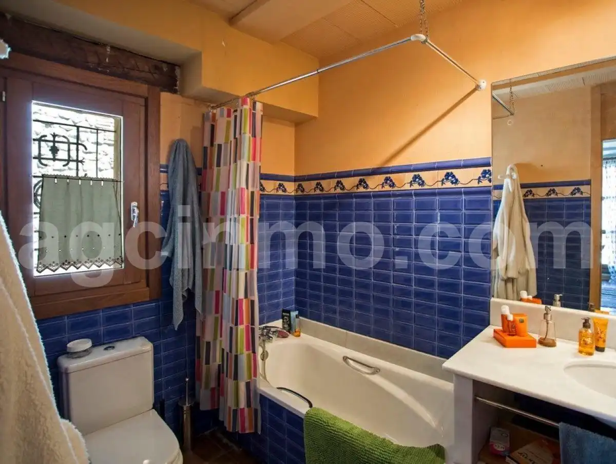 Bathroom of Houses for sale in Simancas  with Heating and Terrace