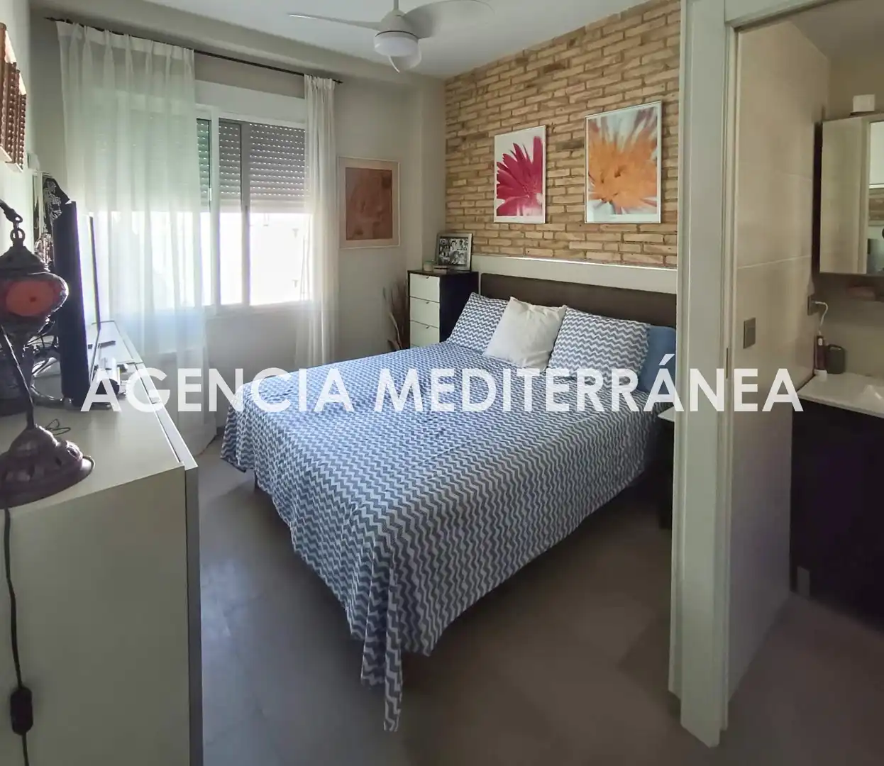 Bedroom of Attic for sale in Valencia  with Air Conditioner, Heating and Terrace