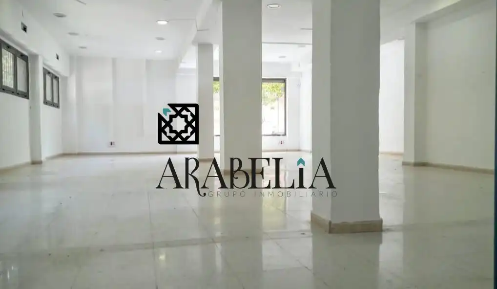 Local comercial en venda a Sur, imagen 3