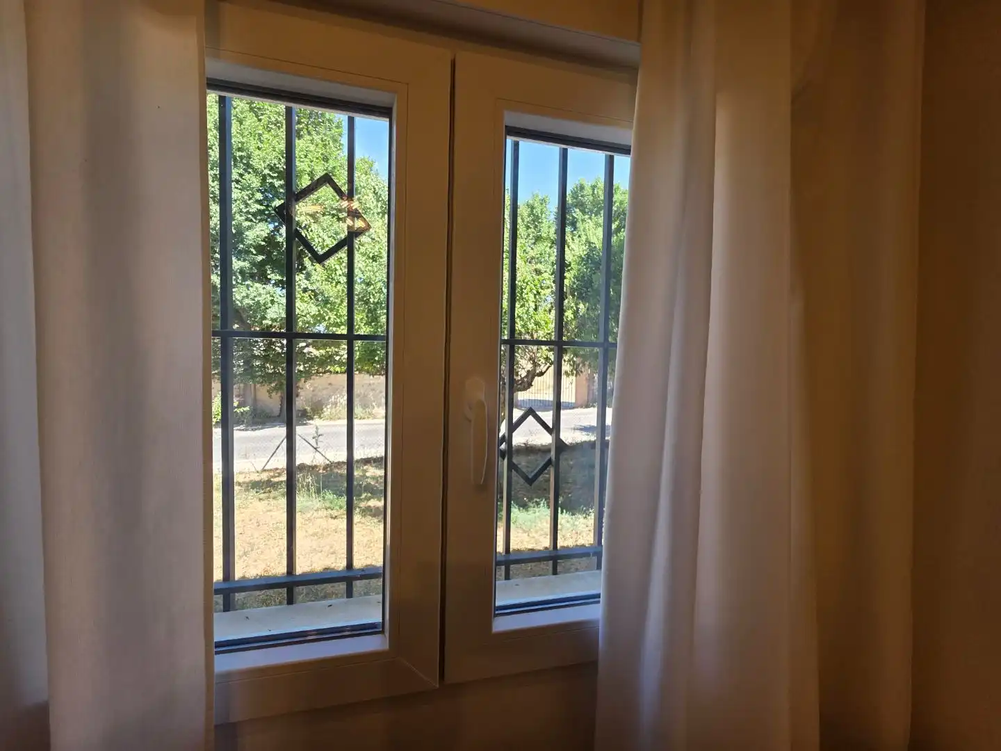Schlafzimmer von Wohnung zur Miete in Nuevo Baztán mit Klimaanlage, Terrasse und Möbliert