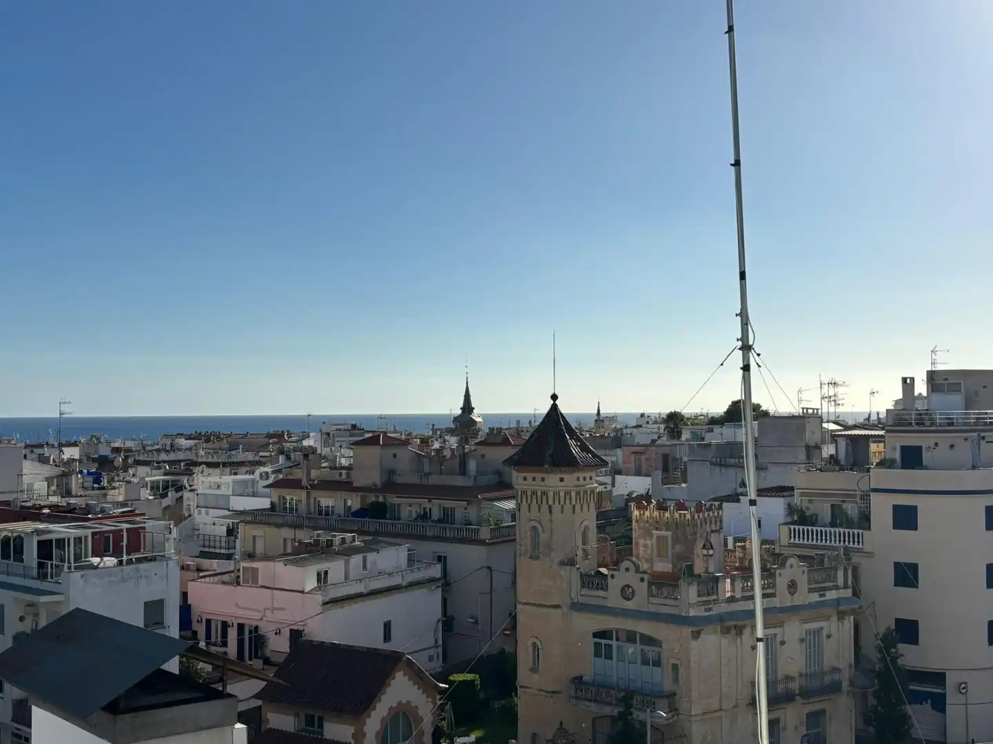 Vista exterior de Ático en venta en Sitges con Calefacción, Terraza y Balcón