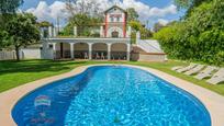 Swimming pool of House or chalet for sale in Málaga Capital  with Air Conditioner, Terrace and Swimming Pool