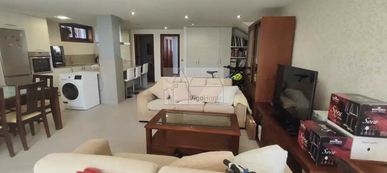 Sala d'estar de Casa o xalet en venda en Moaña amb Calefacció, Jardí privat i Terrassa