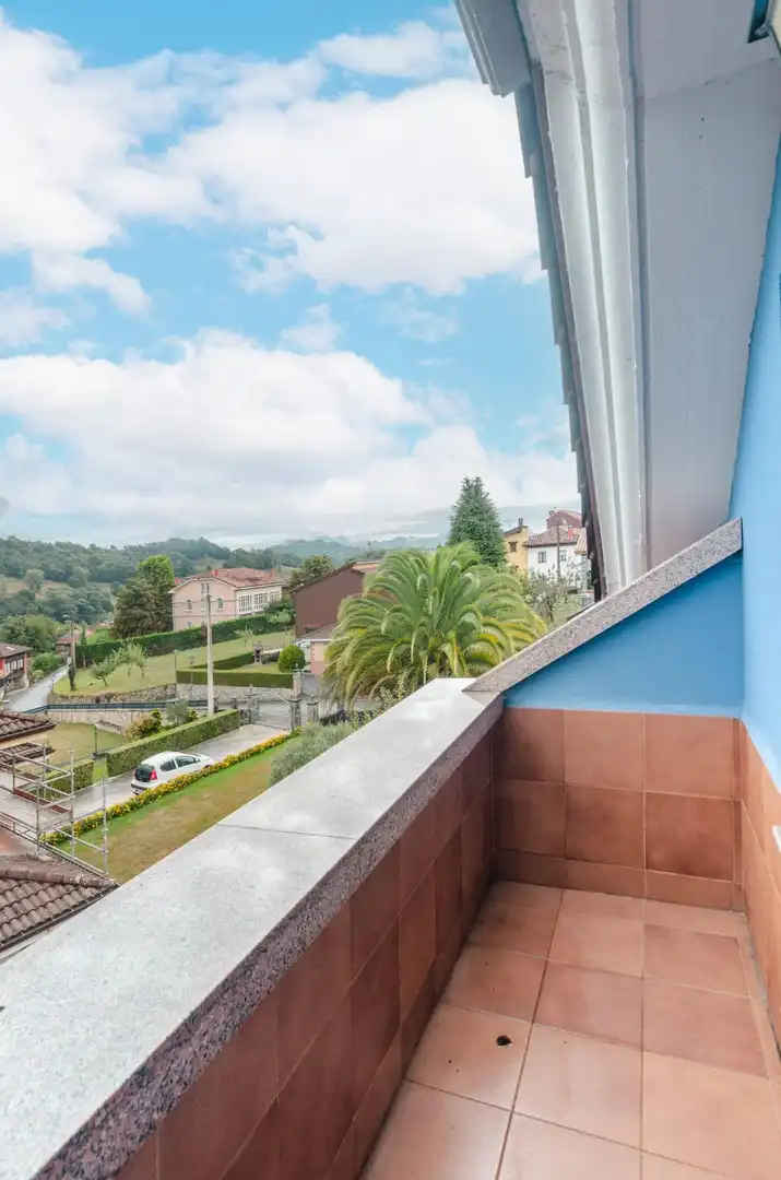 Vista exterior de Casa o chalet en venta en Piloña con Calefacción, Jardín privado y Parquet