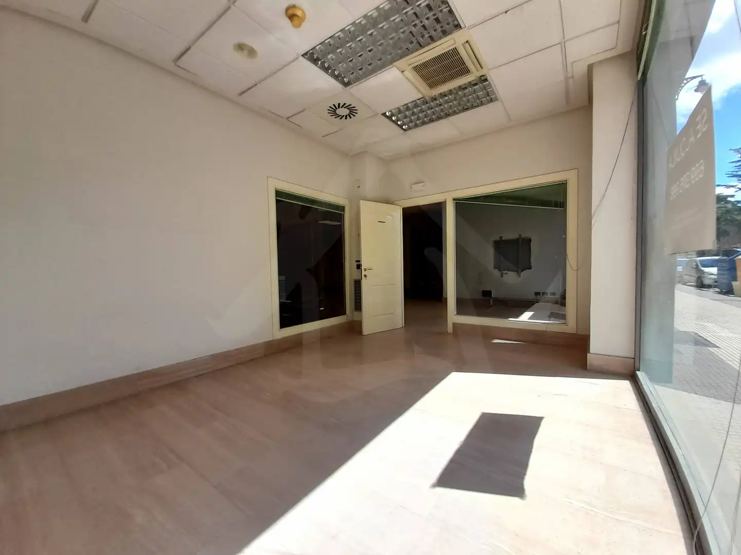Locale commerciale in affitto a Logroño - MARQUES DE MURRIETA, imagen 5