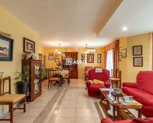 Vista exterior de Casa o xalet en venda en Cáceres Capital amb Aire condicionat, Calefacció i Traster