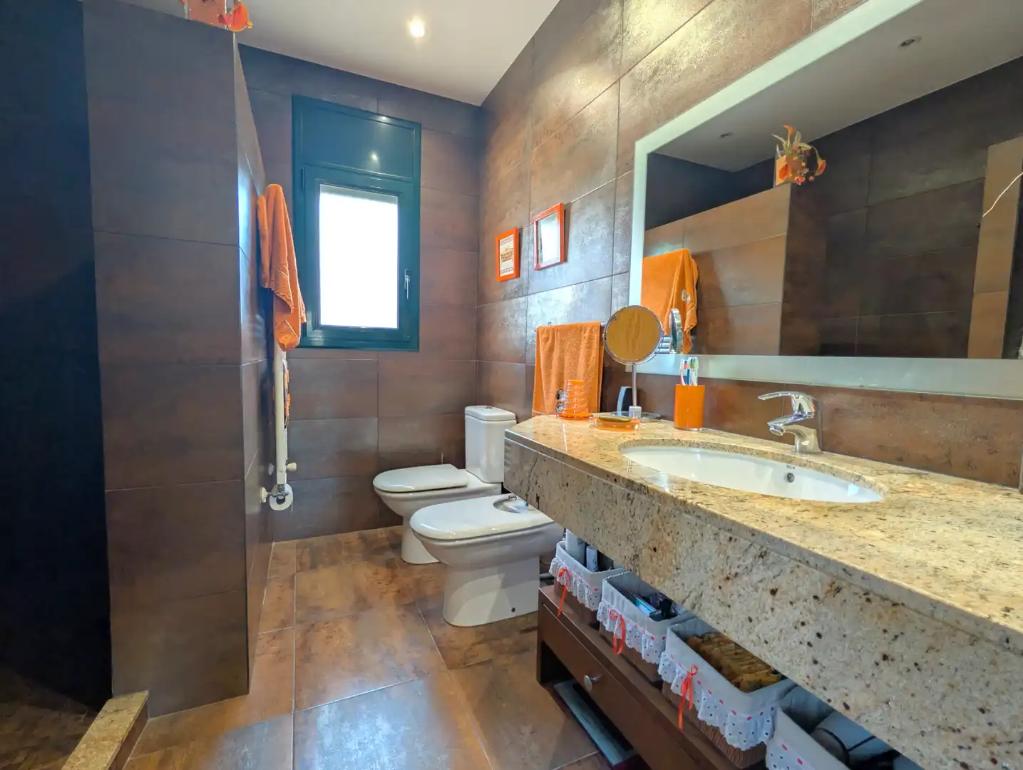 Baño de Casa o chalet en venta en Castell d'Aro, Platja d'Aro i s'Agaró con Calefacción, Jardín privado y Terraza