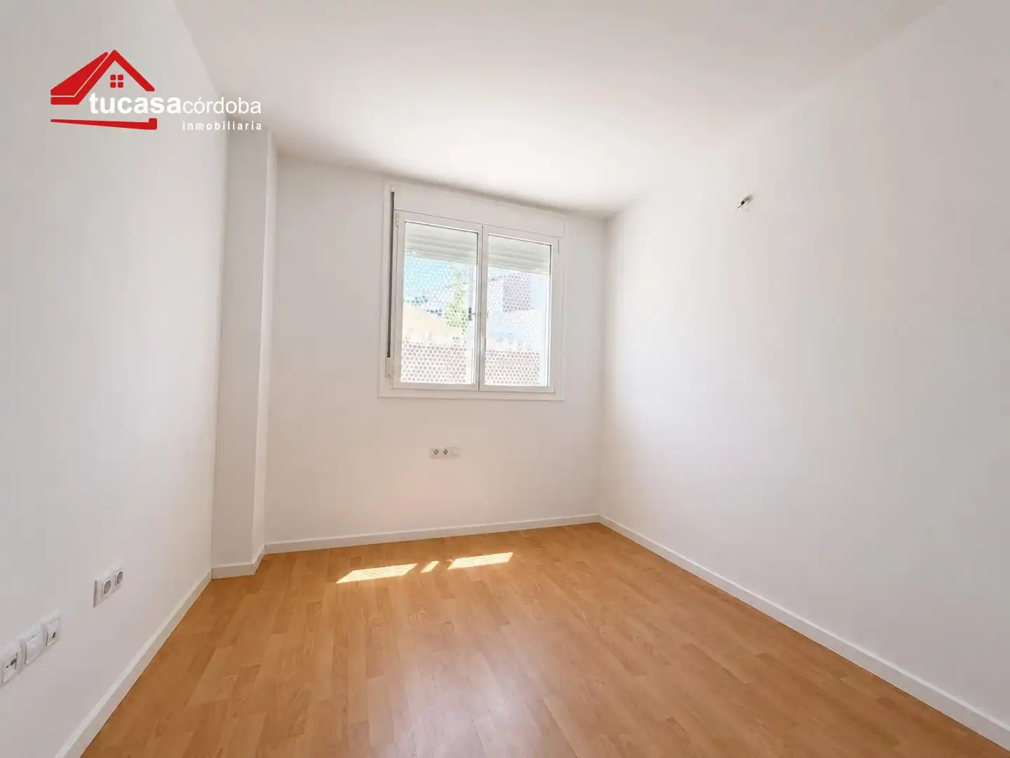 Habitación de Planta baja en venta en Córdoba con Aire acondicionado, Terraza y Trastero