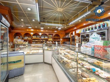 Local comercial en venda a Calle ANCHA DE GRACIA 31