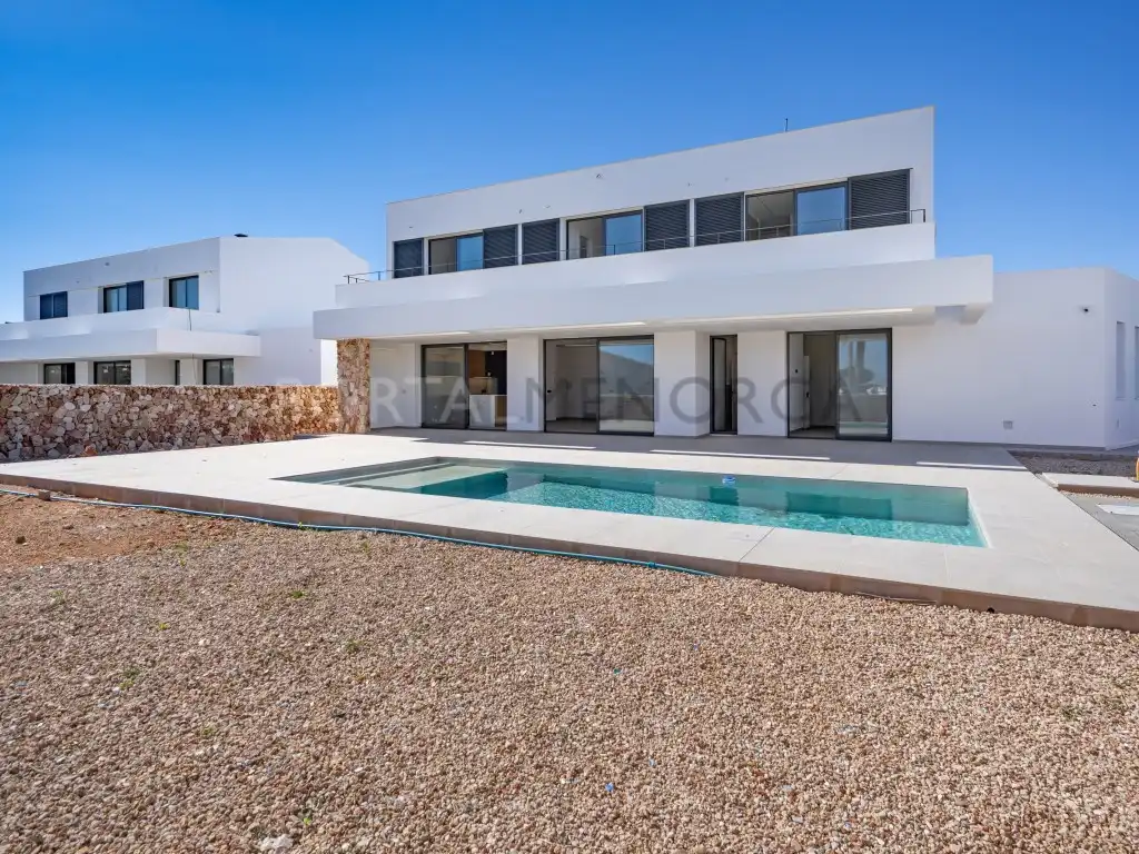 Vista exterior de Casa o chalet en venta en Ciutadella de Menorca con Piscina