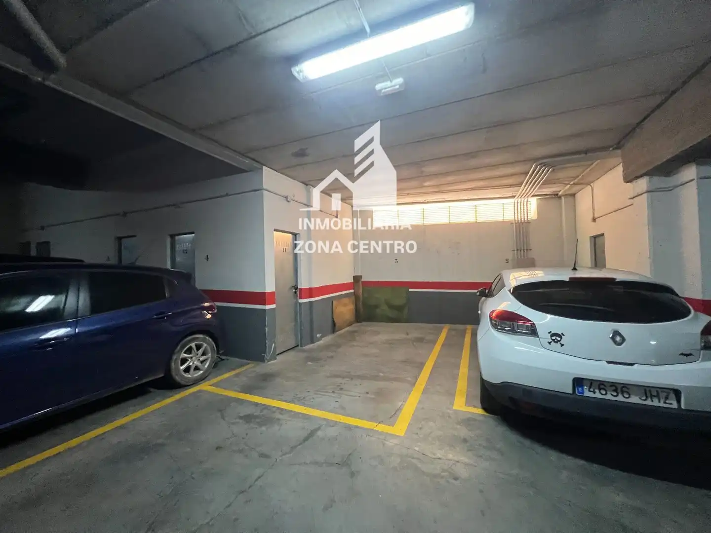 Parking de Piso en venta en Palencia con Calefacción, Terraza y Trastero