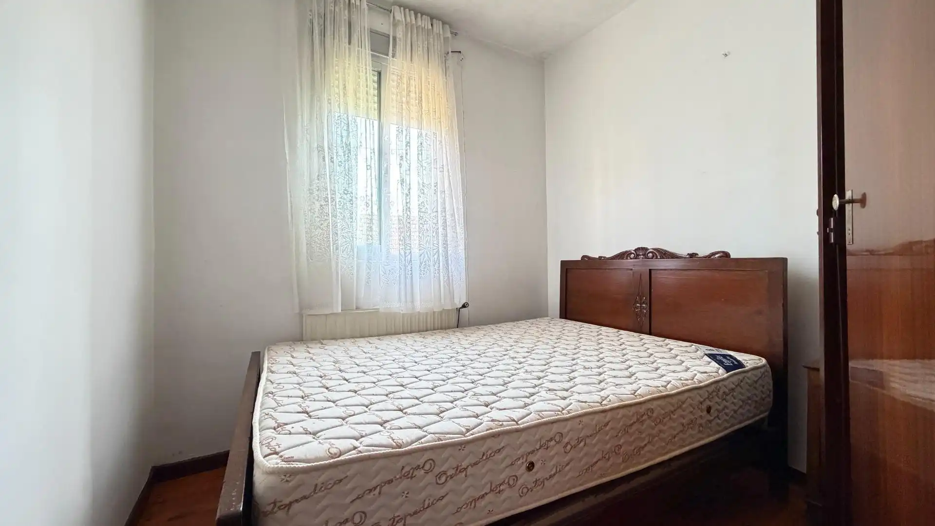 Dormitori de Casa o xalet en venda en Salceda de Caselas amb Calefacció, Traster i Moblat