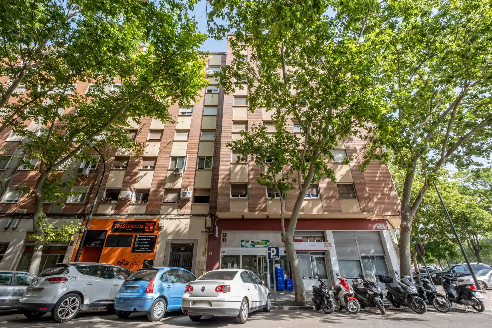 Vista exterior de Pis en venda en Zaragoza amb Calefacció