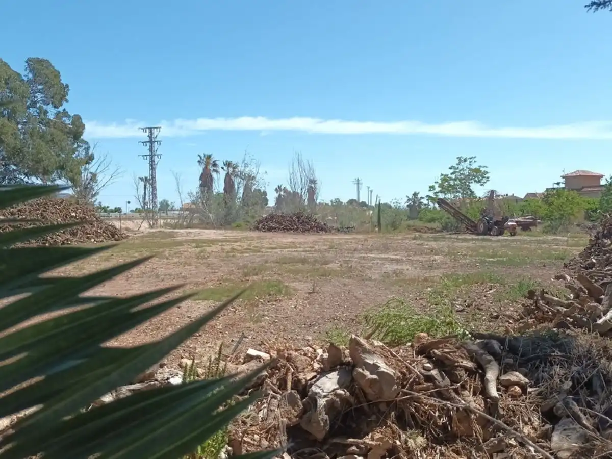 Wohnbaugrundstück zum Verkauf in Lluis Companys, imagen 2
