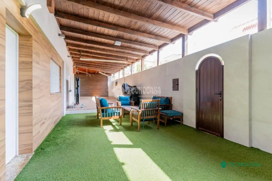 Detached homes for sale in Las Cabañuelas