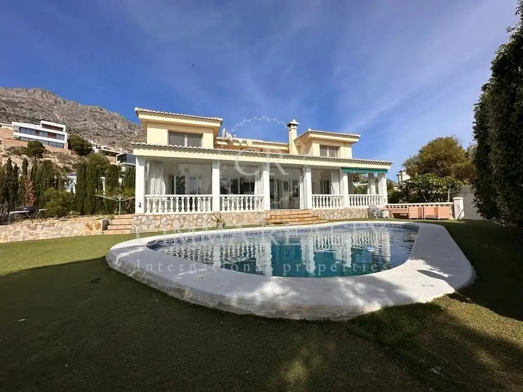 Vista exterior de Casa o chalet en venta en Altea con Aire acondicionado, Calefacción y Jardín privado