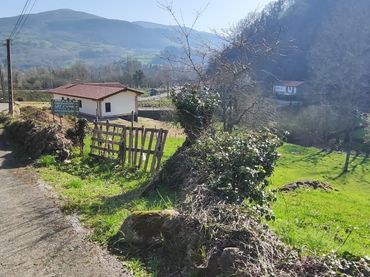 Wohnbaugrundstück zum Verkauf in Corvera de Toranzo
