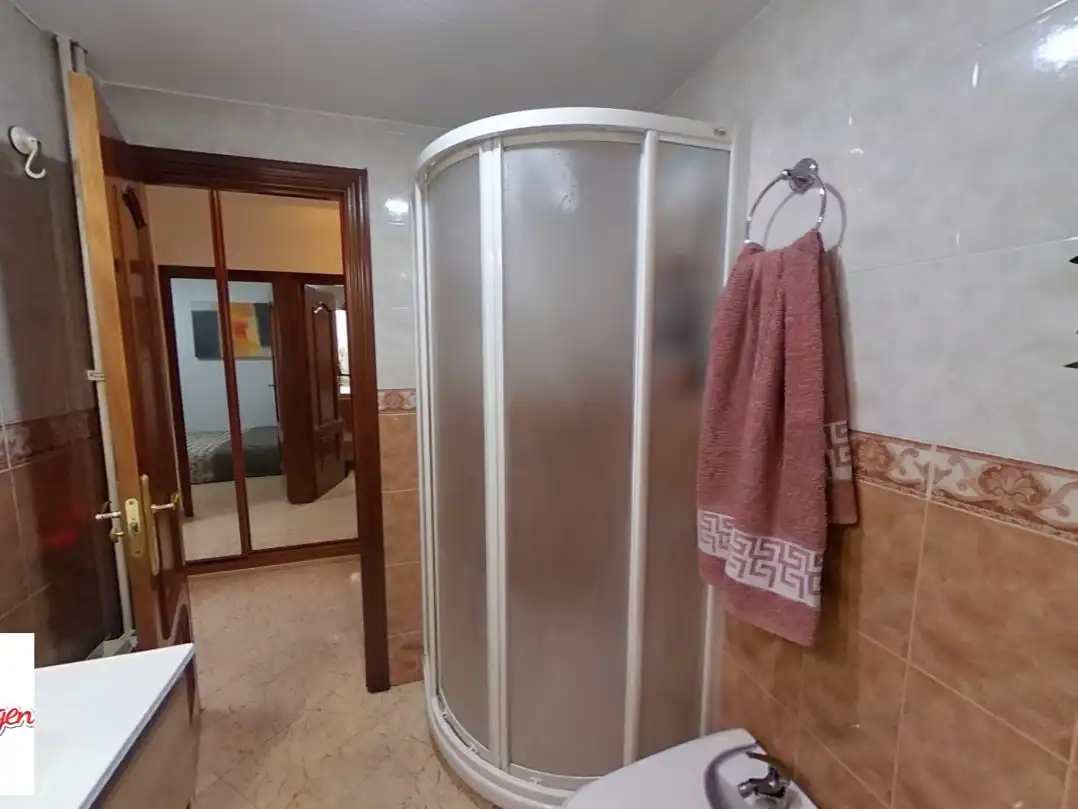 Bany de Pis en venda en Valdemoro amb Aire condicionat