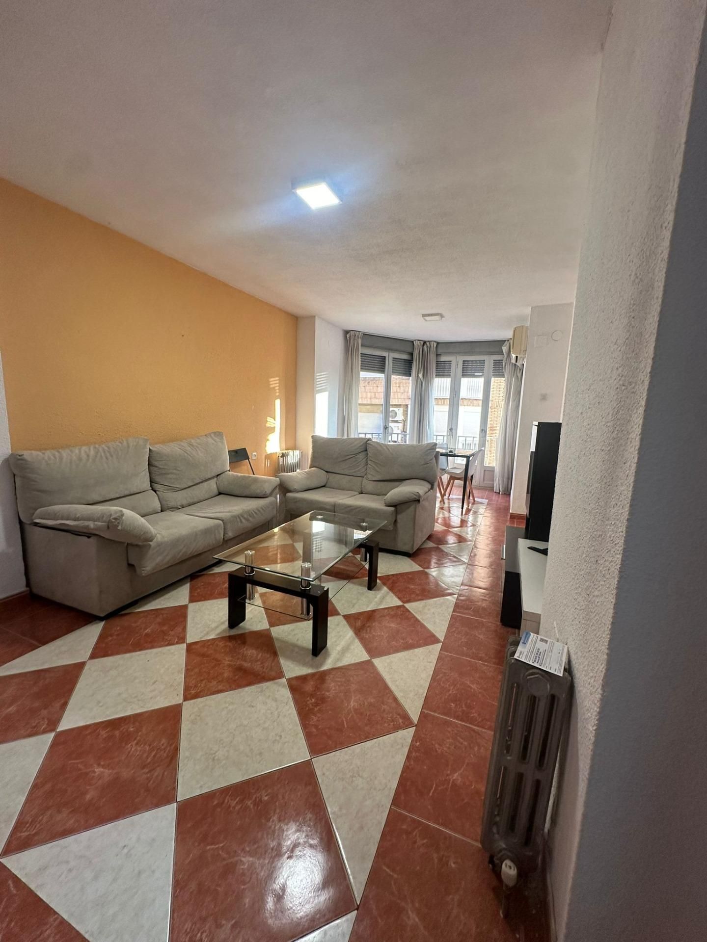Flat to rent in Calle LAS FLORES, Fígares, Ronda