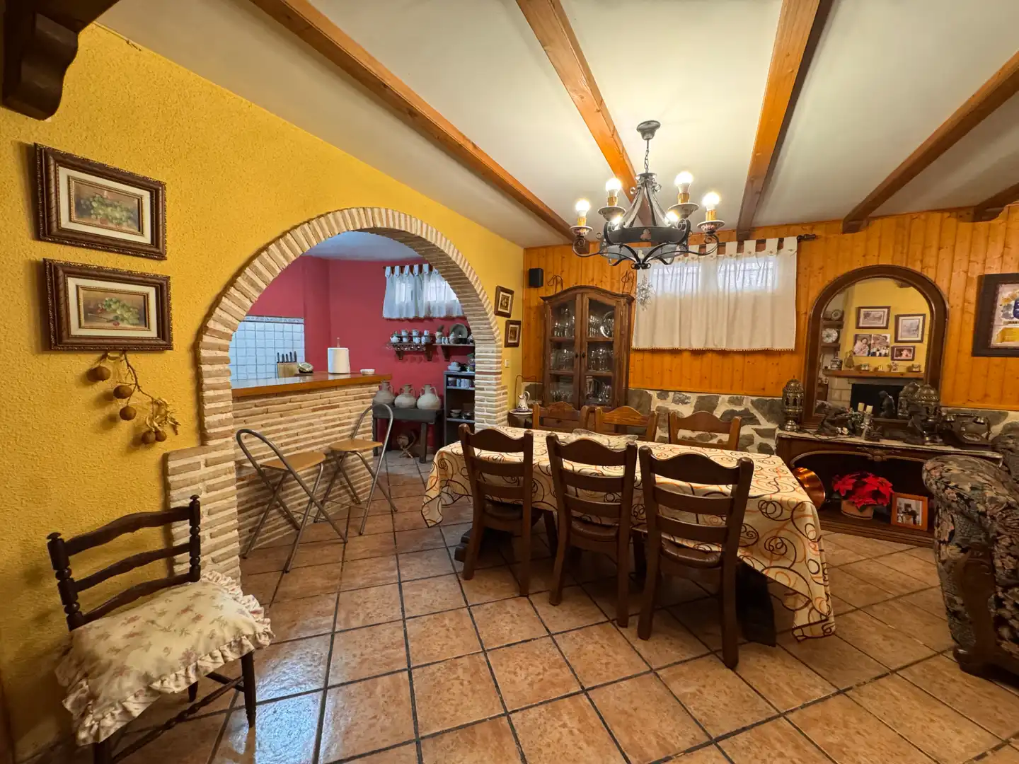 Comedor de Casa o chalet en venta en Caravaca de la Cruz con Aire acondicionado, Calefacción y Jardín privado