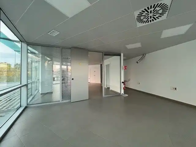 Büro zum Verkauf in Murcia mit Klimaanlage, Heizung und Terrasse