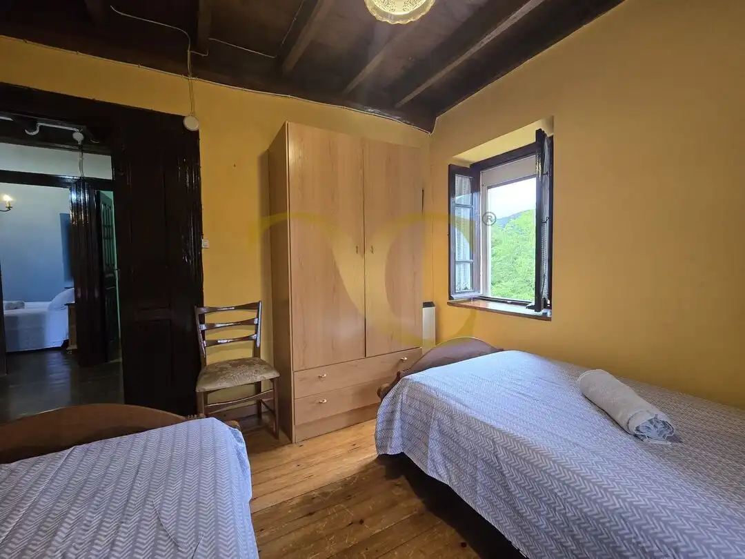 Habitación de Casa o chalet en venta en Llanes con Calefacción, Jardín privado y Terraza