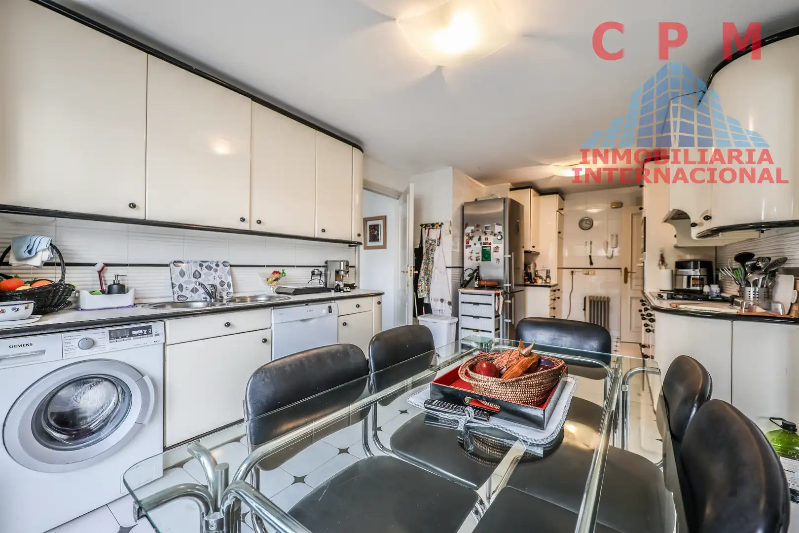Cocina de Casa o chalet en venta en Madrid con Aire acondicionado, Calefacción y Parquet