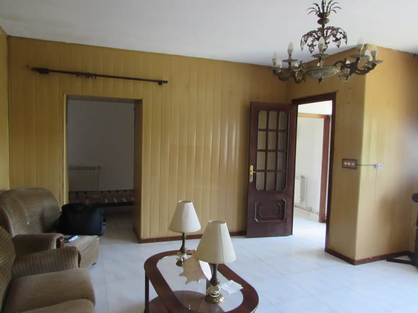 Sala d'estar de Casa o xalet en venda en Ferrol amb Calefacció i Jardí privat