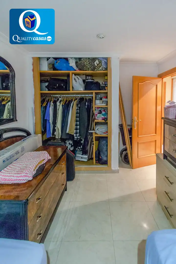 Habitación de Apartamento en venta en Alicante / Alacant con Aire acondicionado y Terraza