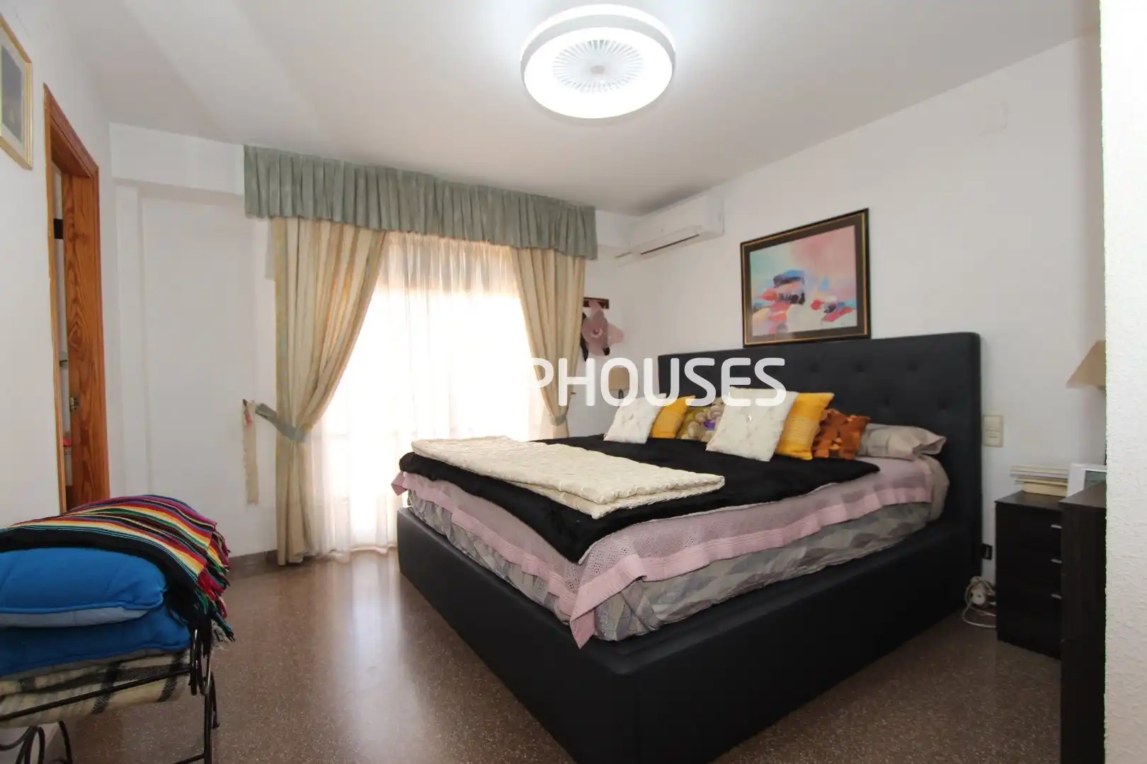 Dormitori de Casa o xalet en venda en Alicante / Alacant amb Aire condicionat, Terrassa i Piscina