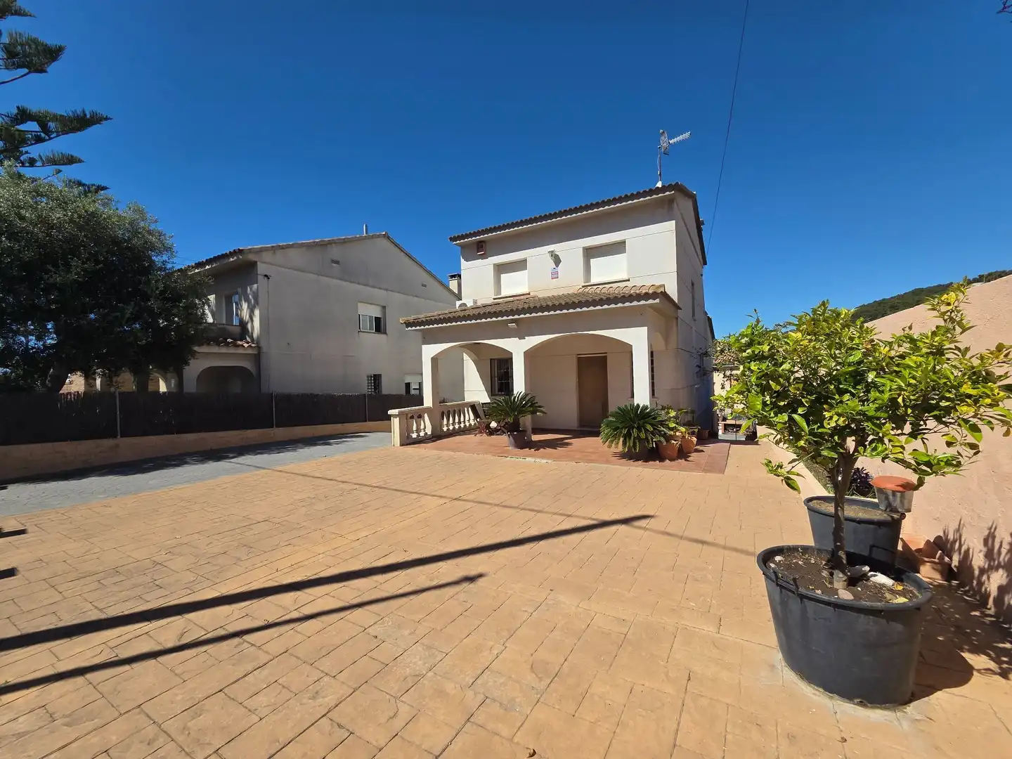 Houses for sale in Mas Mel