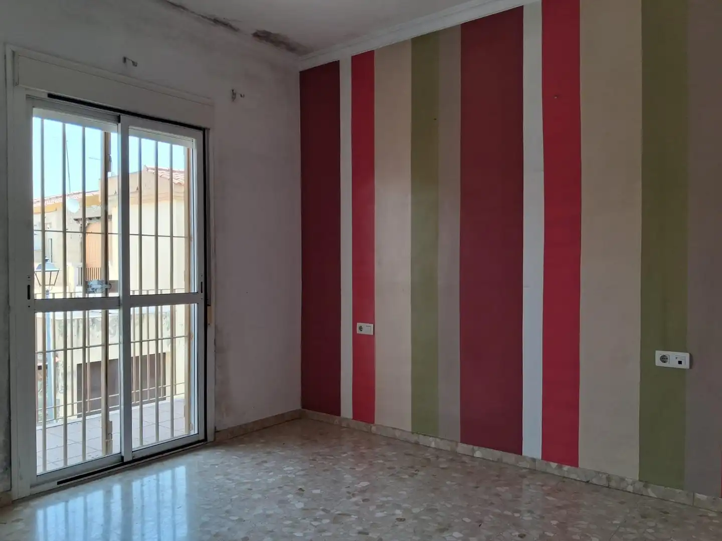 Dormitori de Casa adosada en venda en Utrera amb Piscina comunitària