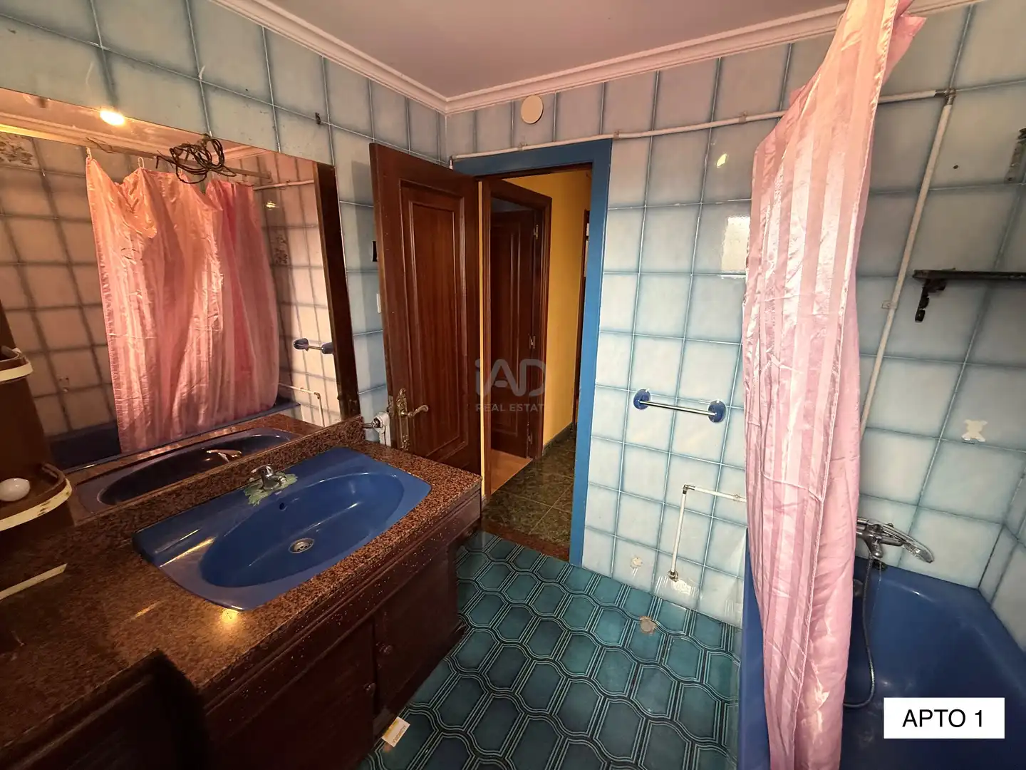 Badezimmer von Wohnung zum Verkauf in Castrillón mit Heizung und Terrasse