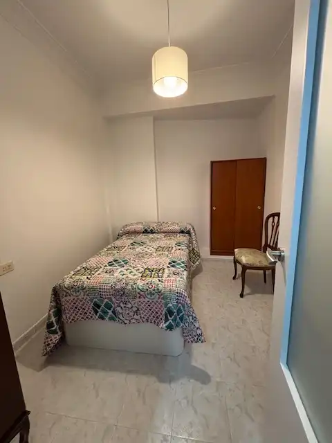 Bedroom of Flat for rent in Ferrol  with Furnished and Washing machine