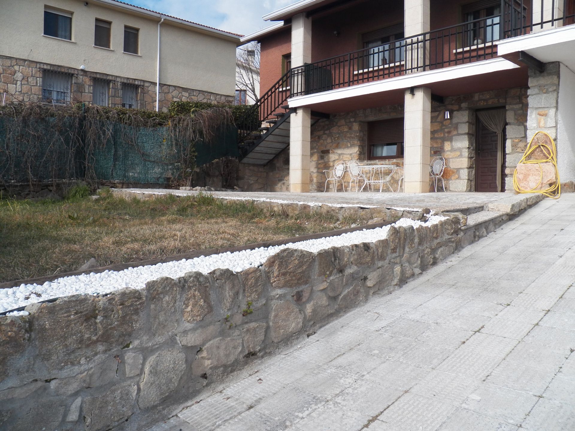 Terrace of Single-family semi-detached to rent in Miraflores de la Sierra  with Heating, Private garden and Furnished