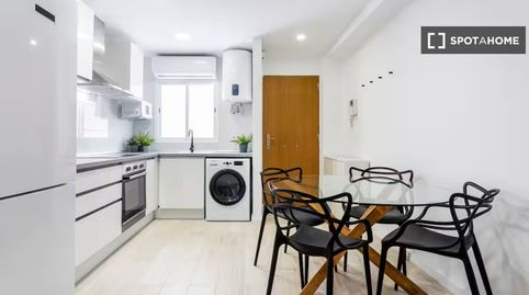 Foto 4 de Piso de alquiler en Aiora, Valencia Capital