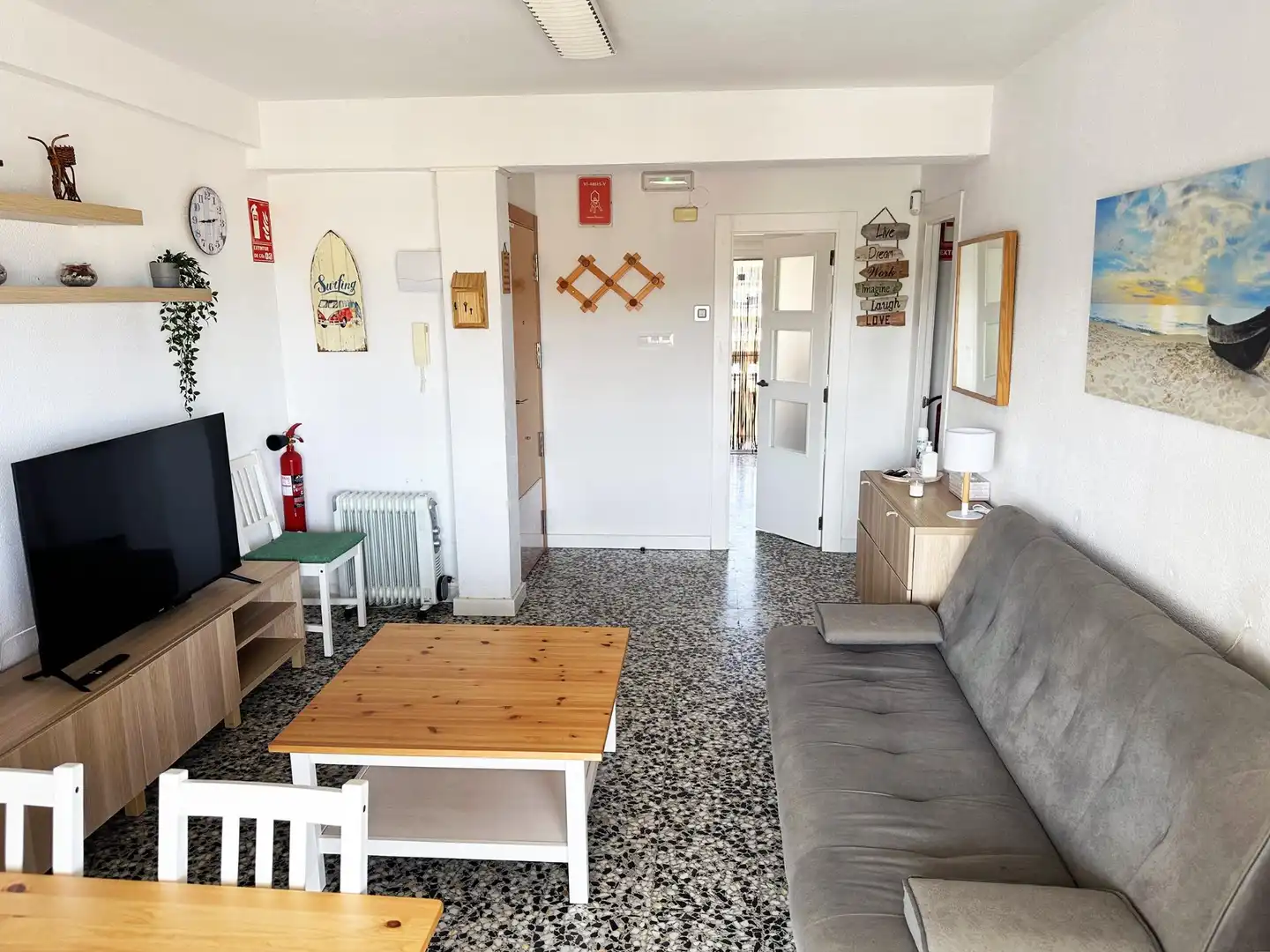 Sala de estar de Apartamento en venta en Tavernes de la Valldigna con Terraza y Amueblado