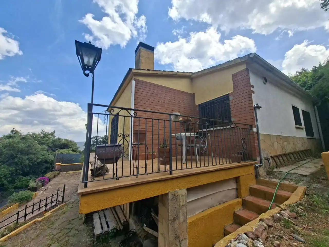 Vista exterior de Piso en venta en Sant Llorenç Savall con Jardín privado, Terraza y Trastero