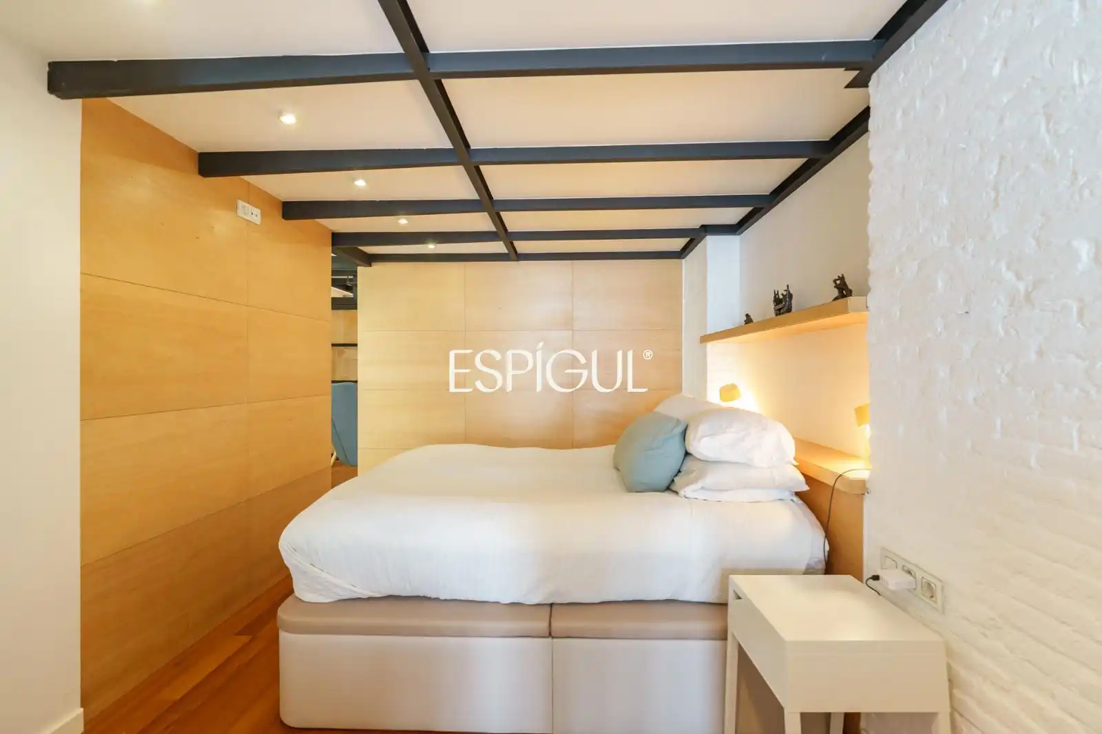 Piso en venta en NOU DE LA RAMBLA, El Poble Sec - Parc de Montjuïc