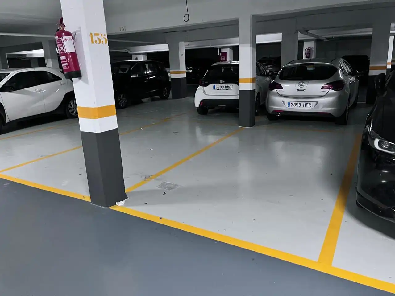 Aparcament de Pis en venda en Vitoria - Gasteiz amb Calefacció, Parquet i Terrassa