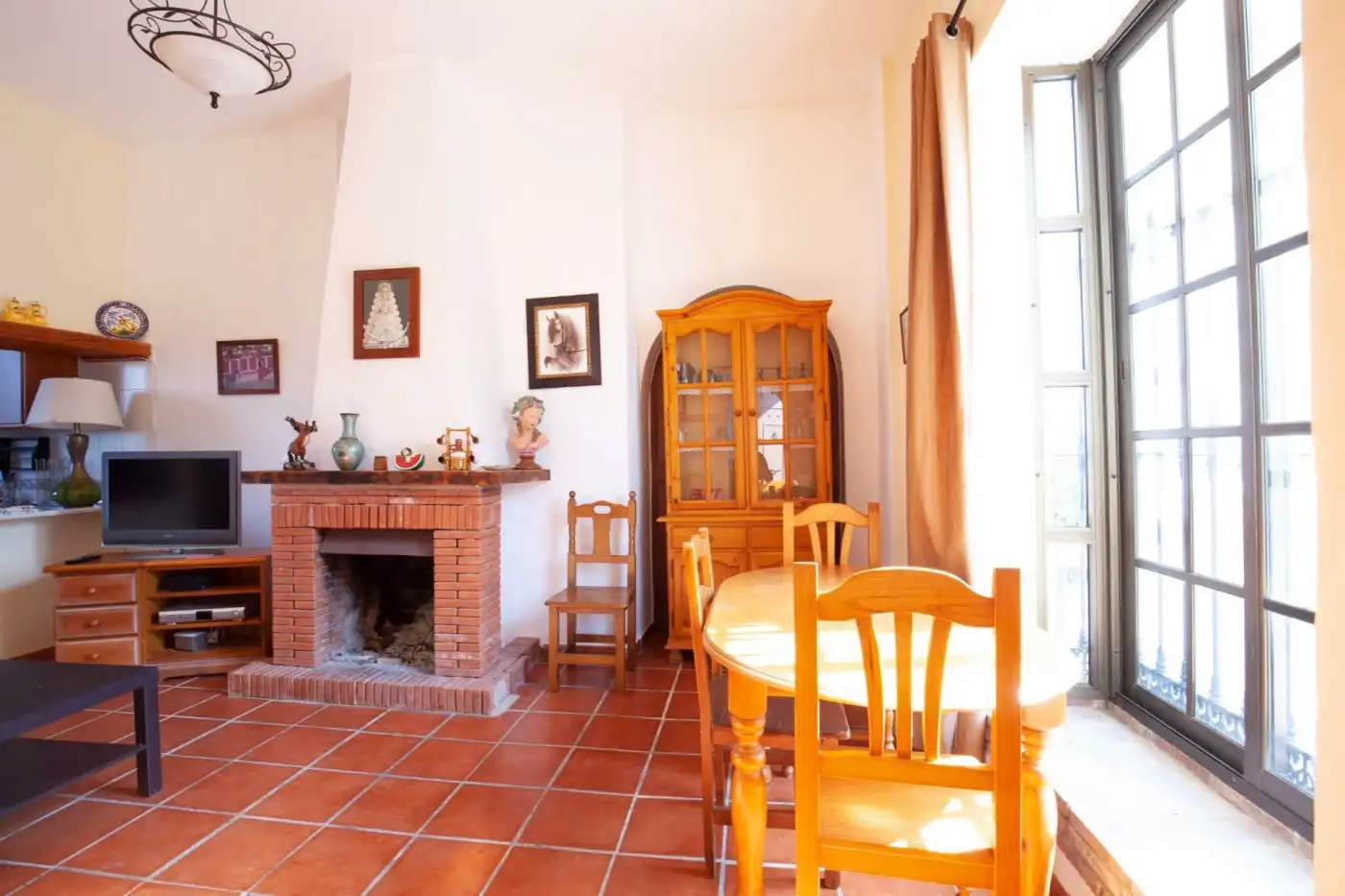 Menjador de Finca rústica en venda en Monda amb Jardí privat, Terrassa i Traster