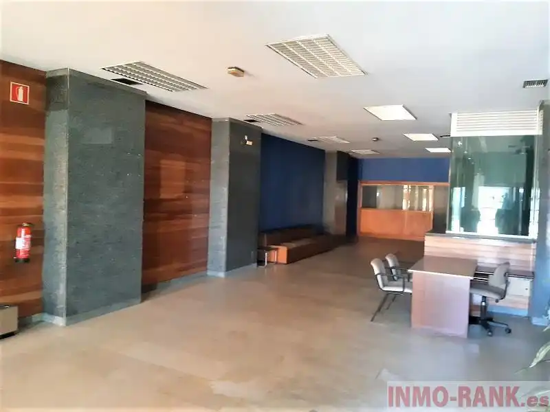 Local comercial de lloguer a Centro Urbano, imagen 4