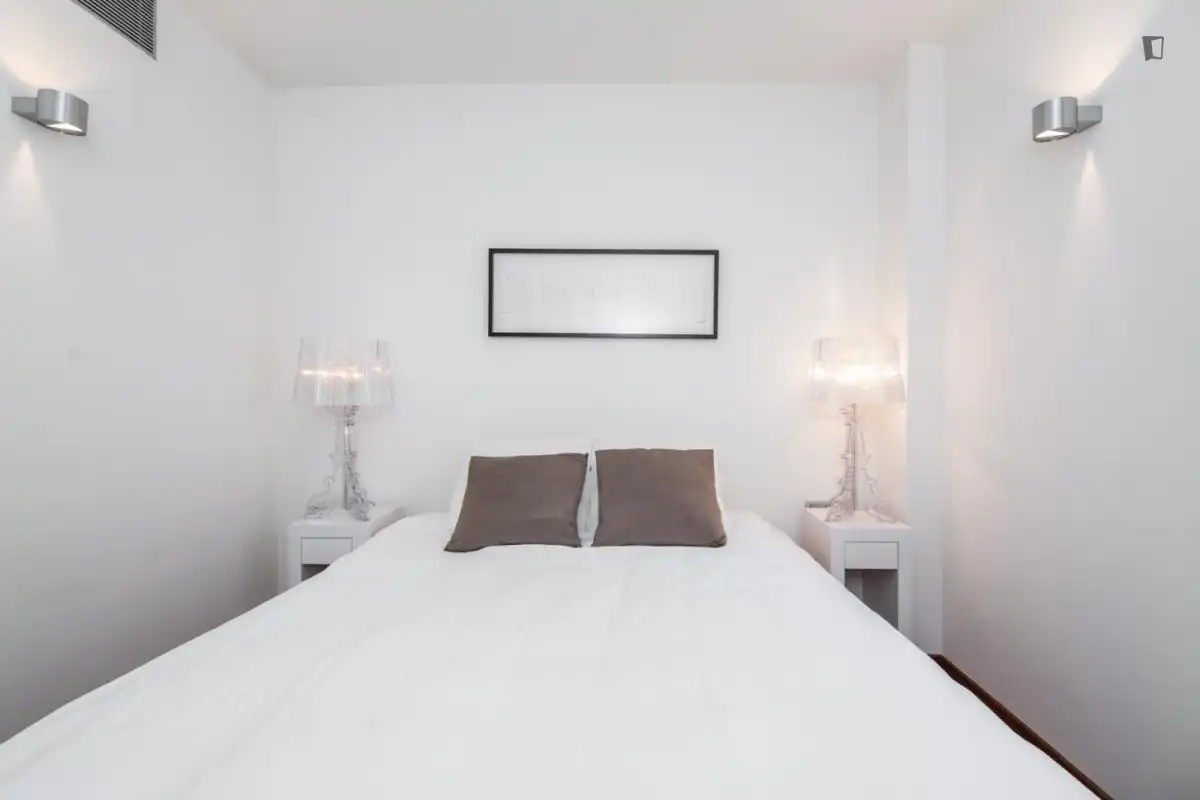 Schlafzimmer von Wohnungen zur Miete in Barcelona mit Klimaanlage, Heizung und Möbliert