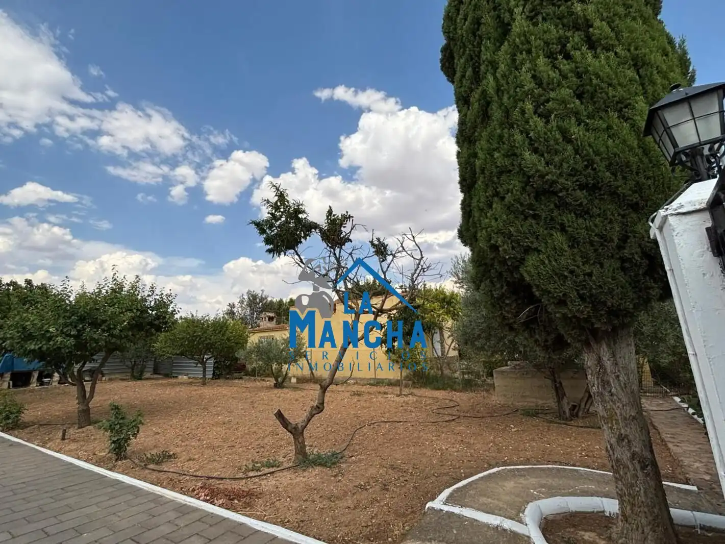 Casa o xalet en venda en Albacete amb Aire condicionat, Jardí privat i Traster