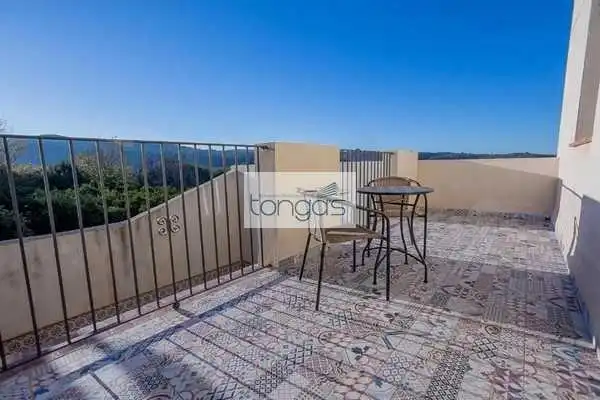 Terraza de Finca rústica en venta en Alzira con Aire acondicionado, Jardín privado y Piscina
