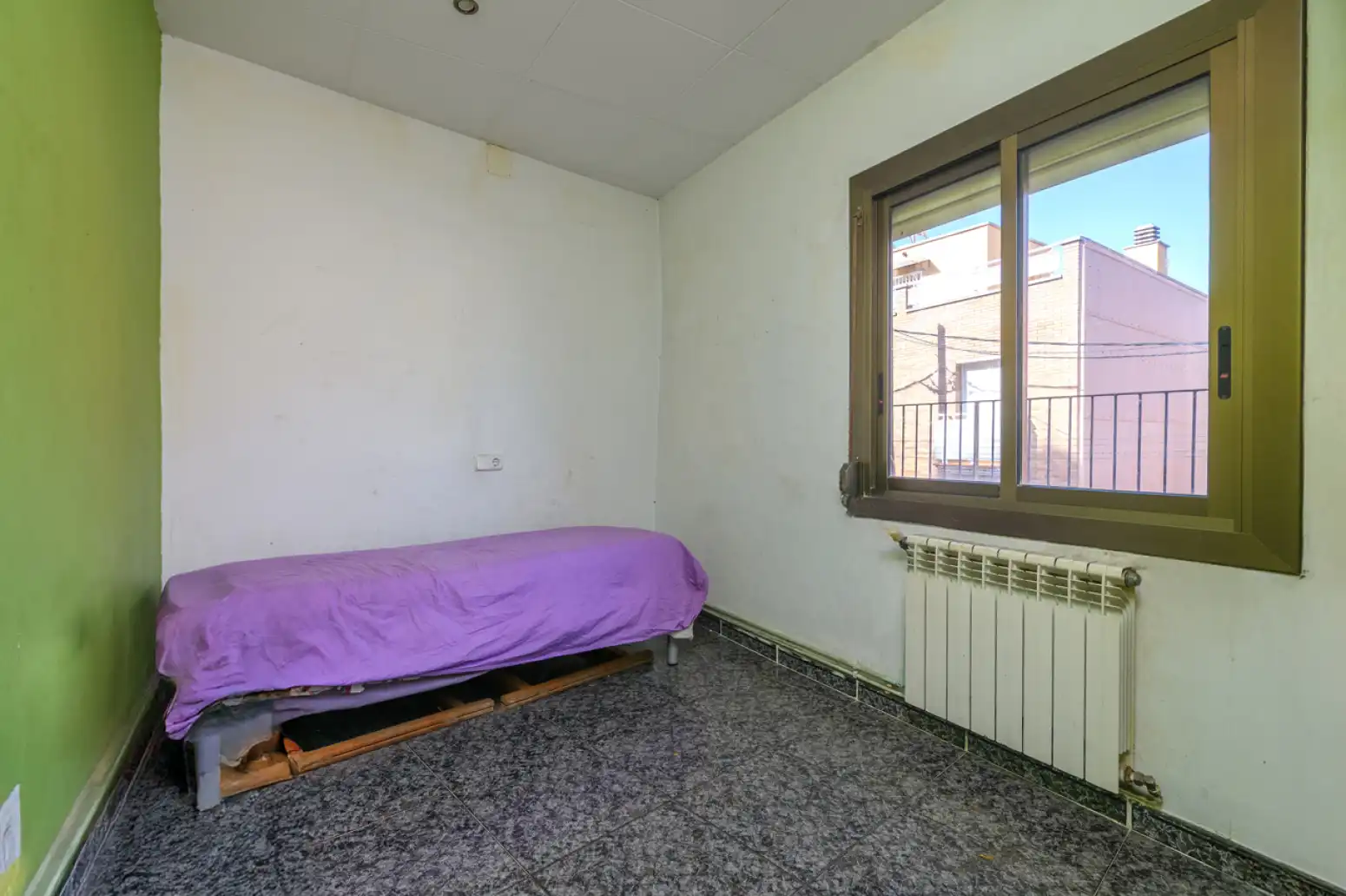 Dormitori de Casa adosada en venda en Sant Climent de Llobregat amb Terrassa i Balcó