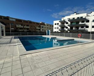 Swimming pool of Flat to rent in Cáceres Capital  with Air Conditioner, Heating and Private garden